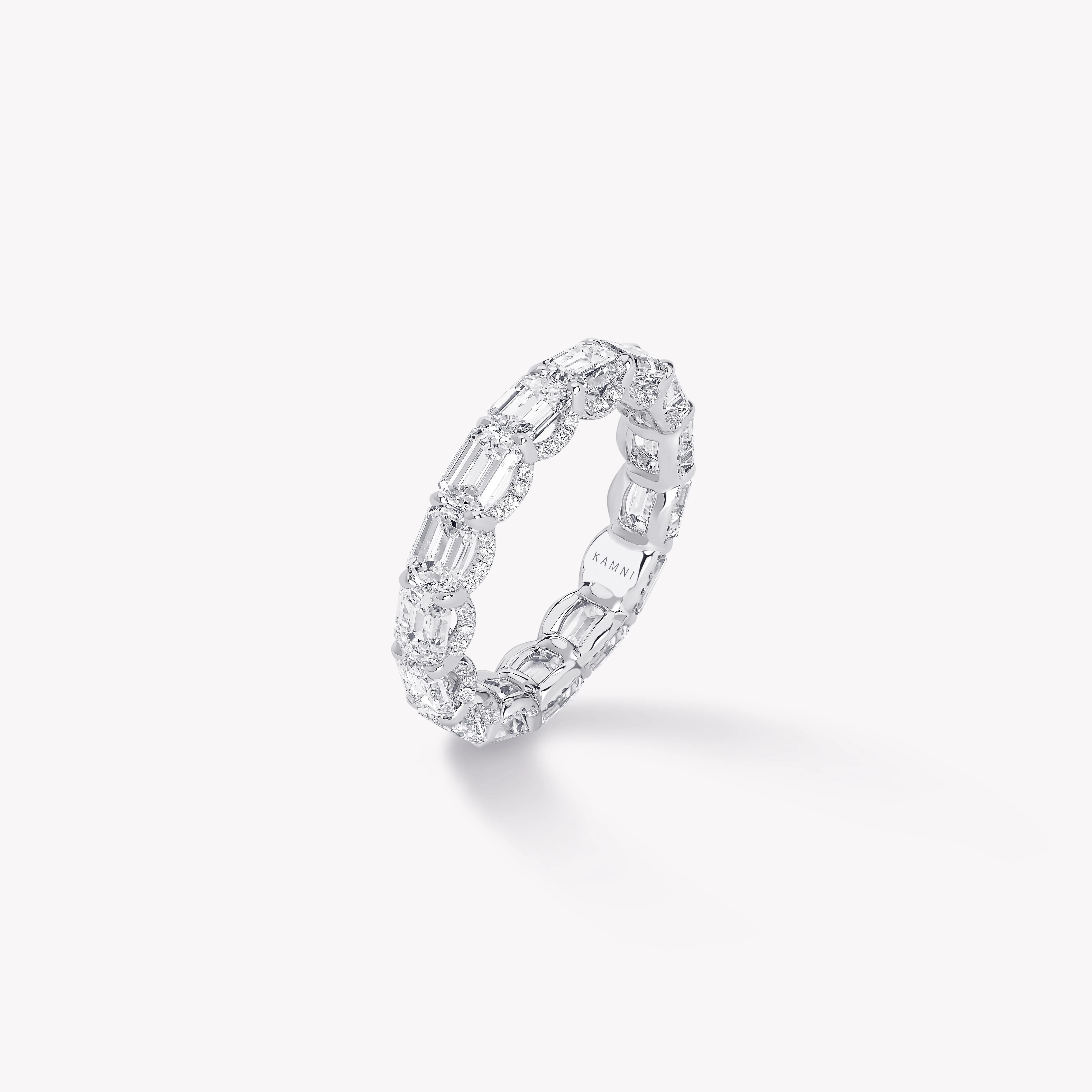 EMERALD ETERNITY RING