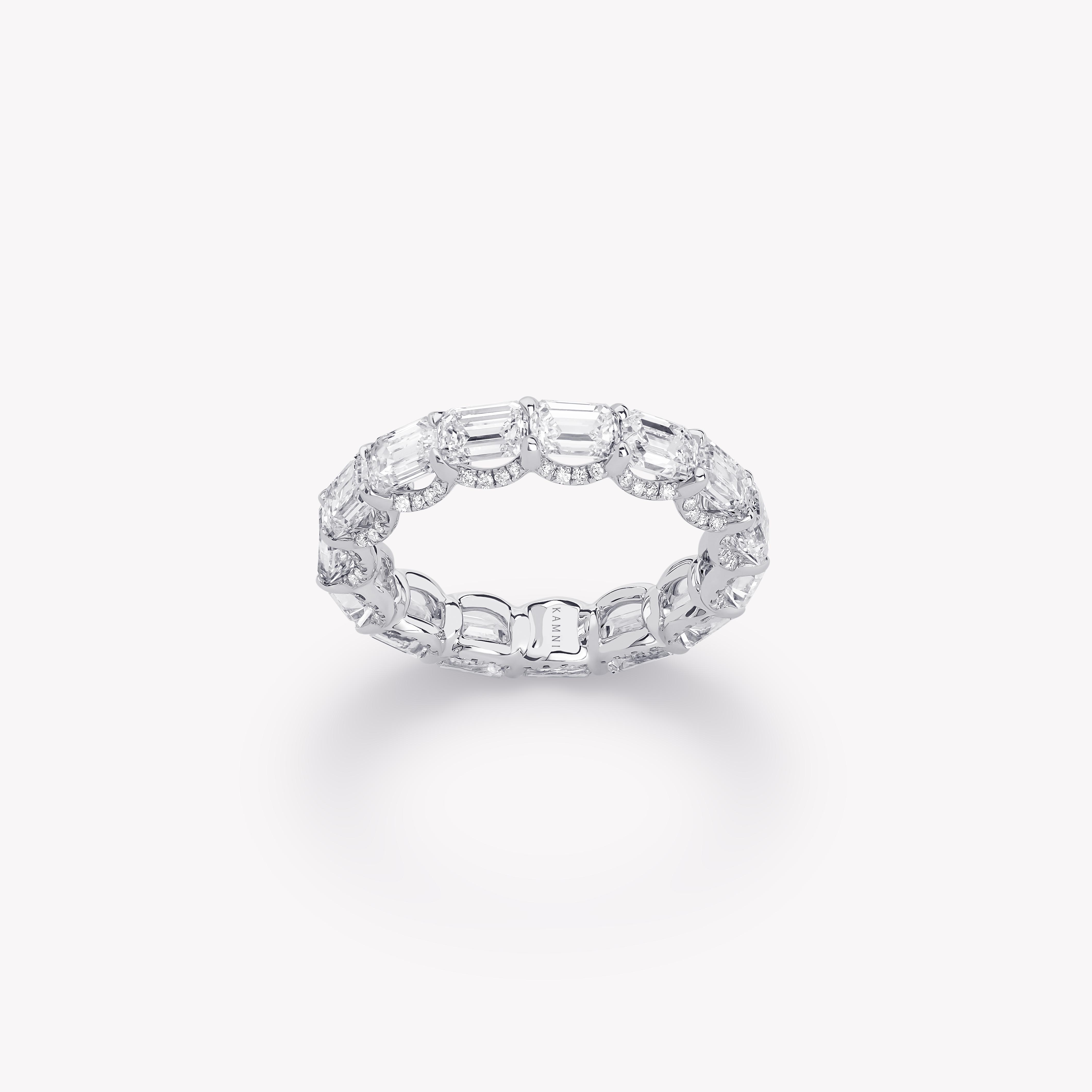 EMERALD ETERNITY RING