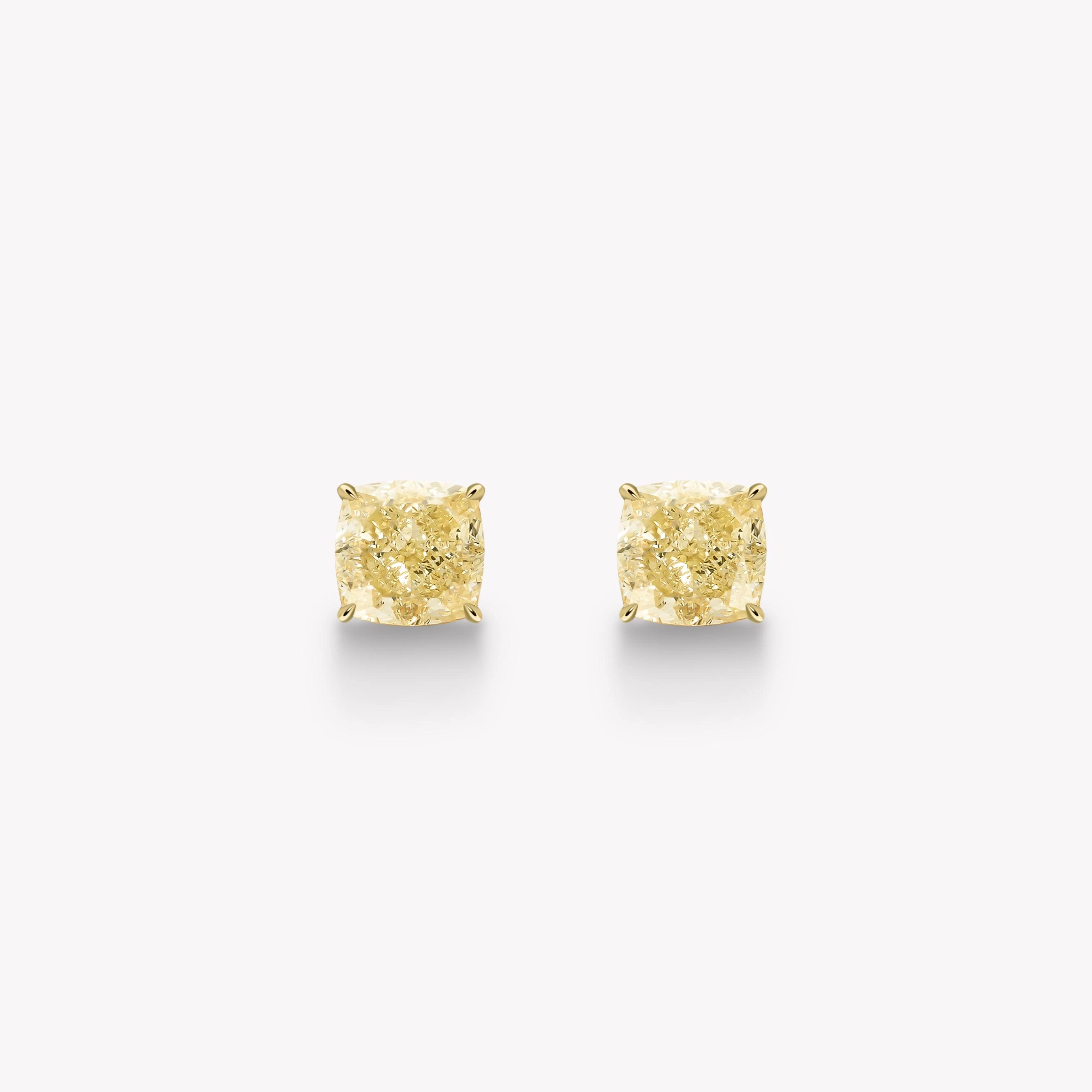 YELLOW DIAMOND STUD EARRINGS