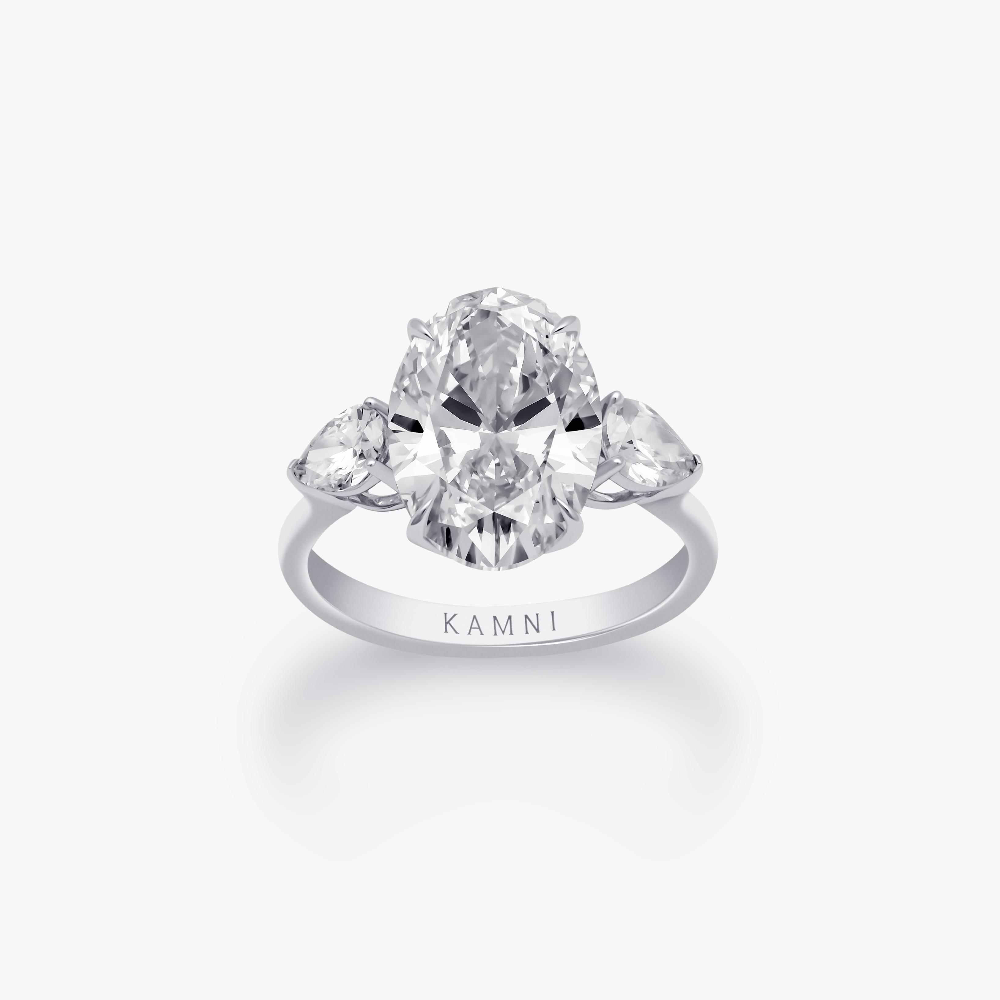 OVAL DIAMOND ENGAGEMENT RING