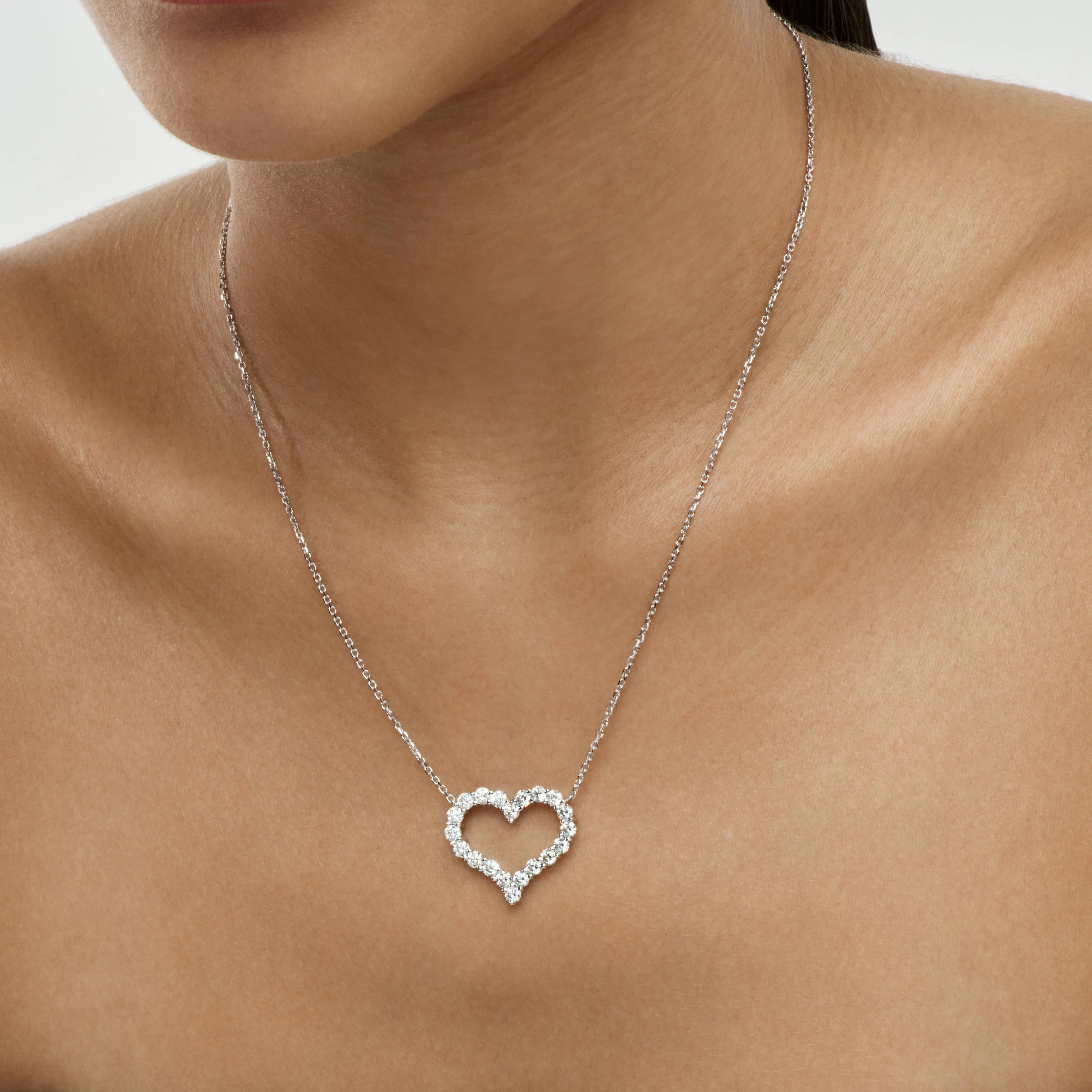 DIAMOND HEART PENDANT