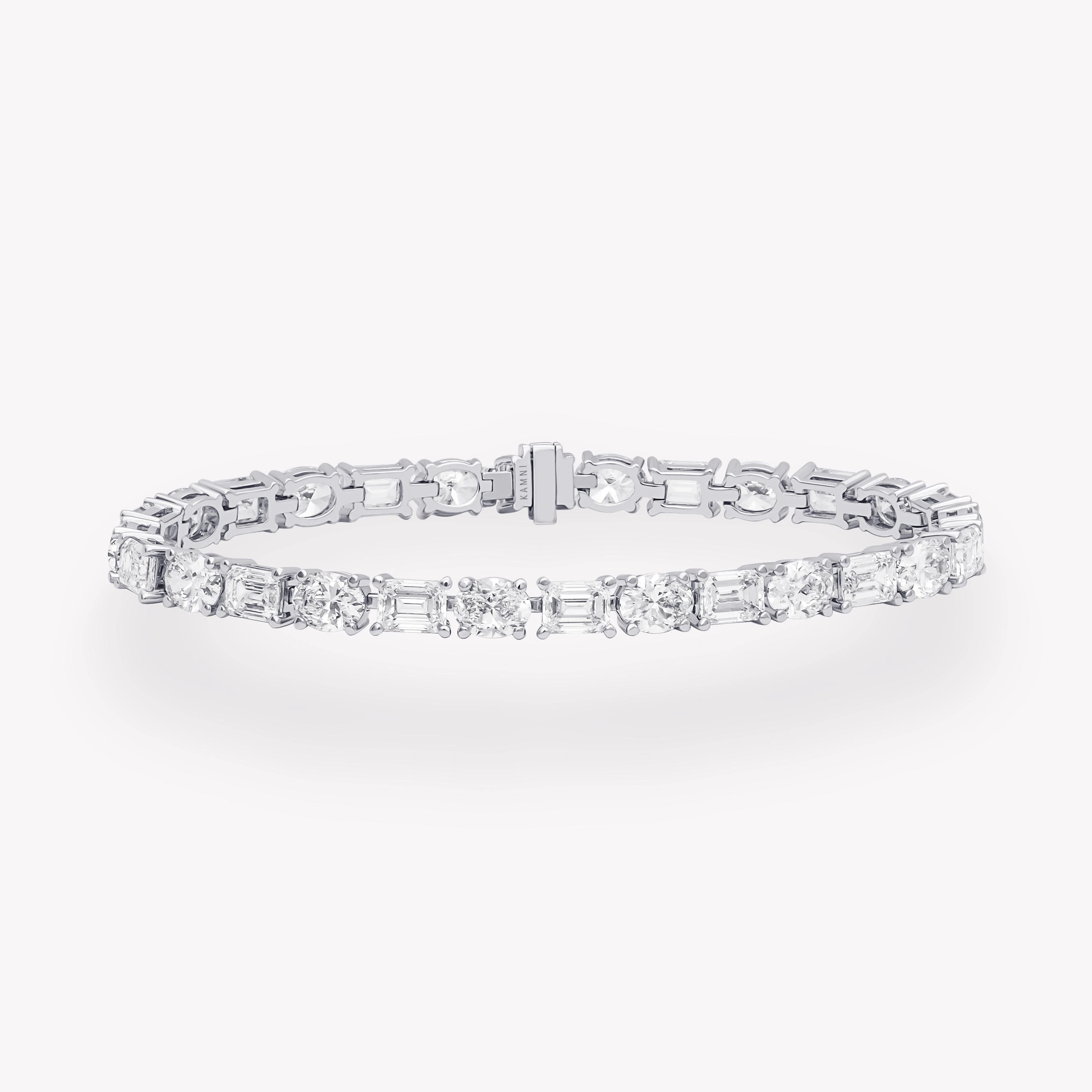 EMERALD AND OVAL DIAMOND BRACELET