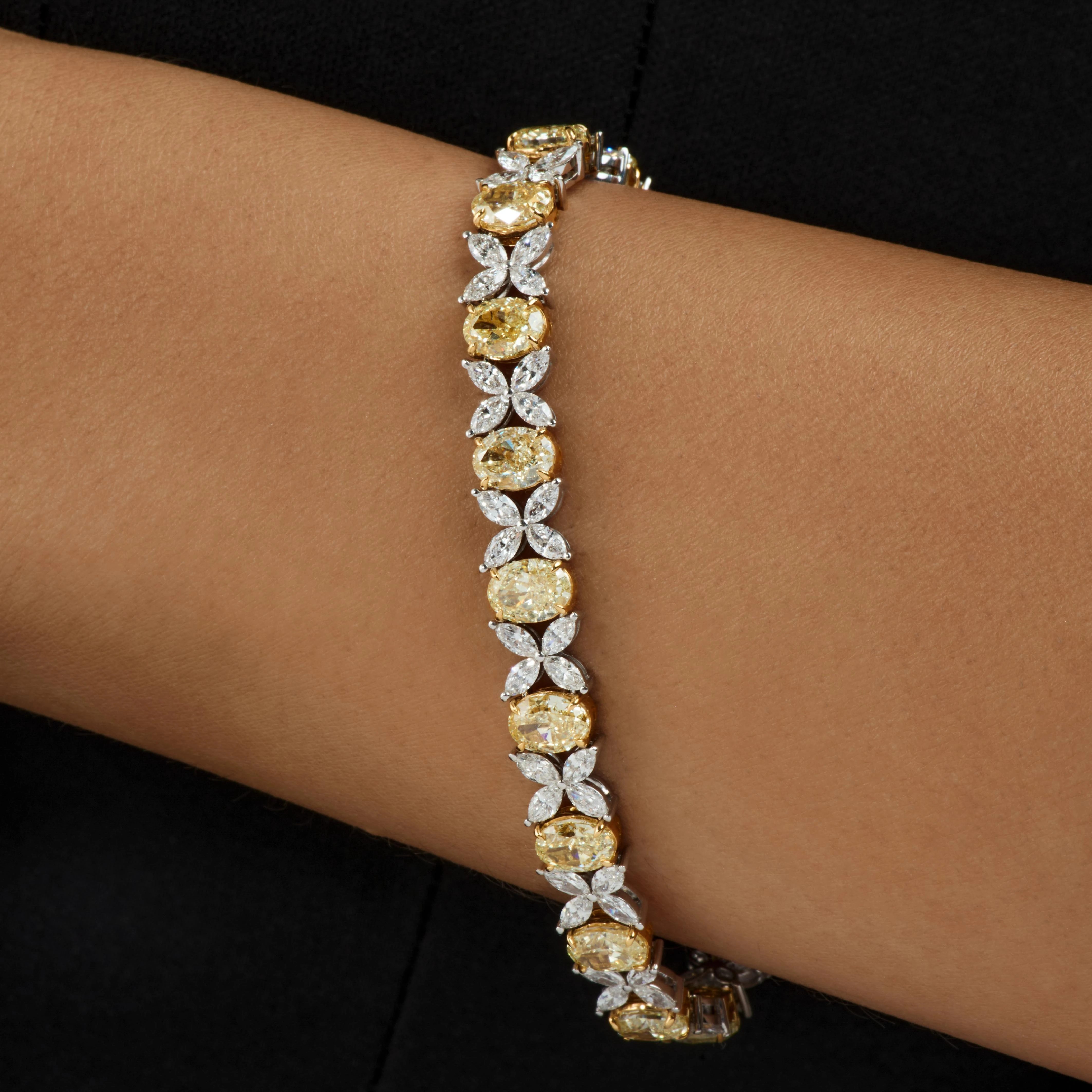 YELLOW OVAL AND MARQUISE DIAMOND BRACELET