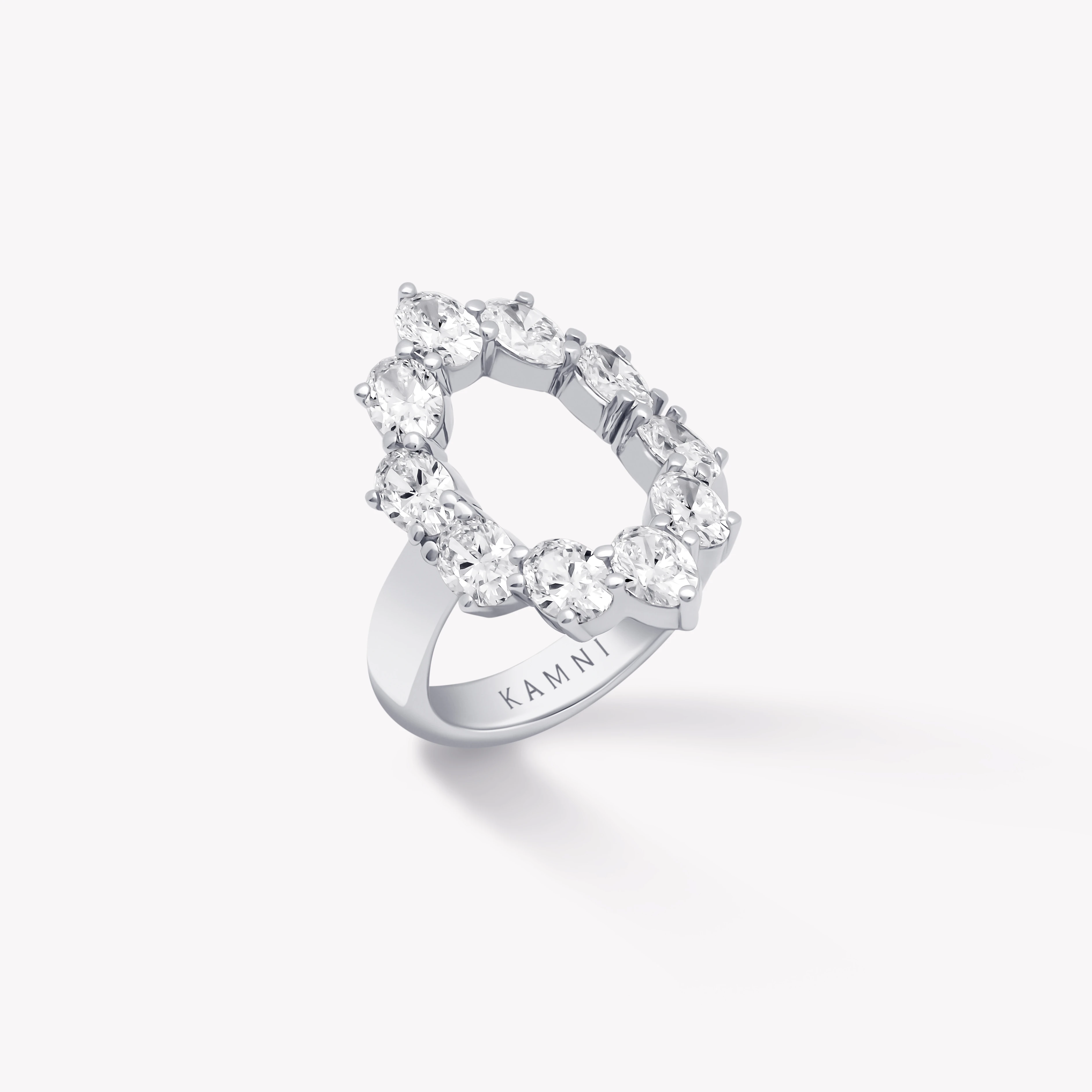 OVAL DIAMOND RING