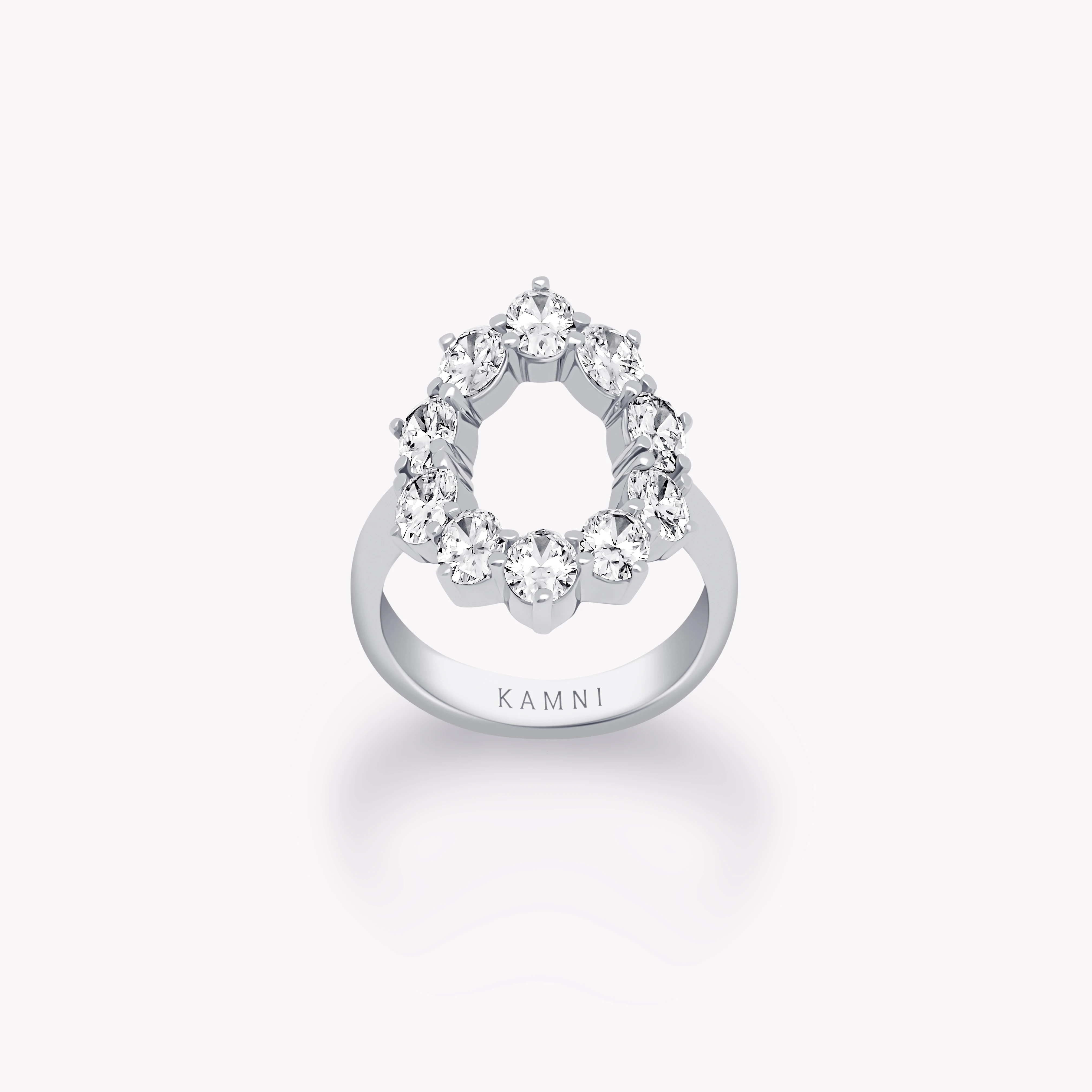 OVAL DIAMOND RING