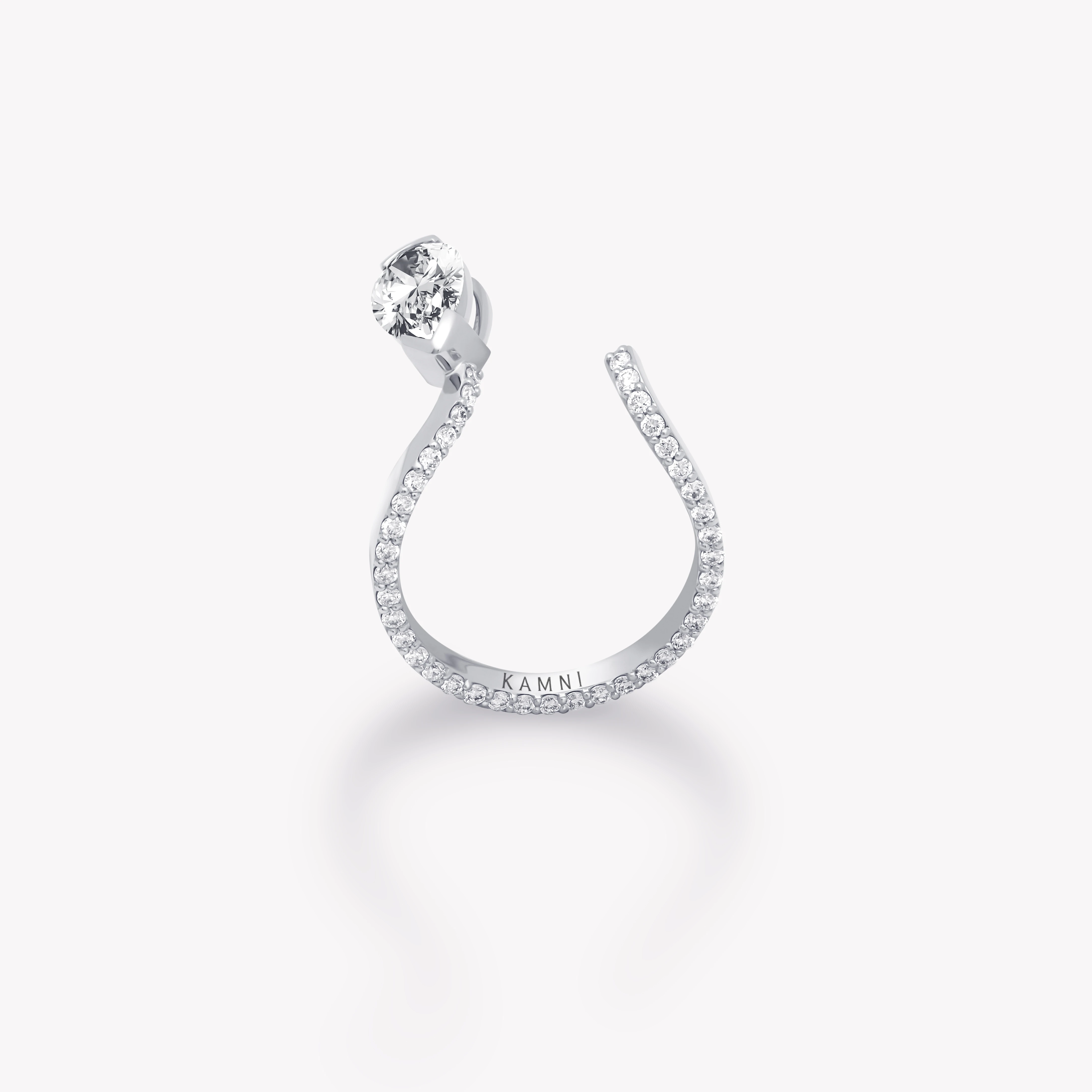 SNAKE OF LIGHT DIAMOND RING
